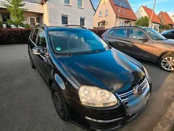 Schwarz Gebraucht 2007 VW Golf V Comfortline Kombi | 2.400 € (Fairer Preis)