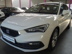 Weiß Gebraucht 2022 Seat Leon ST Style Kombi | 17.749 € (Fairer Preis)