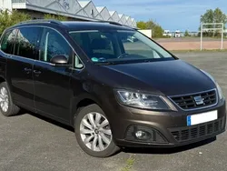 Braun Gebraucht 2016 Seat Alhambra Style Van / Kleinbus | 19.500 € (Fairer Preis)