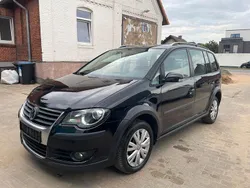 Schwarz Gebraucht 2007 VW Touran Cross Van / Kleinbus | 5.290 € (Etwas zu teuer)