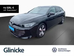 Grenadillschwarz metallic Gebraucht 2025 VW Passat Elegance Kombi | 37.833 € (Superpreis)