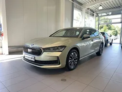 Beige Neu 2024 Skoda Superb Kombi | 37.690 € (Guter Preis)