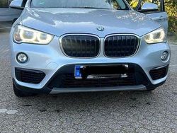 Silber Gebraucht 2017 BMW X1 Comfort Edition SUV | 15.800 € (Fairer Preis)