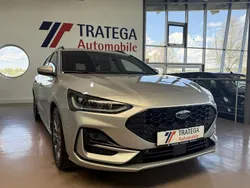 Moondust silver metallic Gebraucht 2025 Ford Focus ST-Line X Kombi | 27.690 € (Guter Preis)