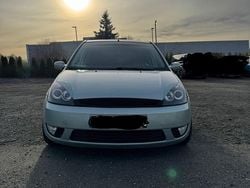 Silber Gebraucht 2004 Ford Fiesta Kleinwagen | 1.200 € (Fairer Preis)