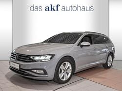 Mondsteingrau Gebraucht 2023 VW Passat Business Kombi | 29.350 € (Fairer Preis)
