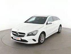 Weiß Gebraucht 2018 Mercedes CLA220 Shooting Brake Kombi | 21.570 € (Guter Preis)