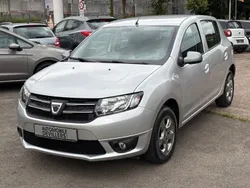 Grau Gebraucht 2015 Dacia Sandero Celebration Kleinwagen | 6.900 € (Fairer Preis)