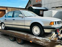 Silber Gebraucht 1987 BMW 750 Basis Limousine | 4.690 €