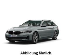 Grau Gebraucht 2022 BMW 530 M Sport Kombi | 41.900 € (Fairer Preis)