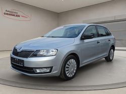 Brilliantsilber metallic Gebraucht 2015 Skoda Rapid Cool Edition Limousine | 11.900 € (Teuer)