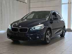 Blau Gebraucht 2016 BMW 216 Active Tourer Sport Line Van / Kleinbus | 12.900 € (Etwas zu teuer)