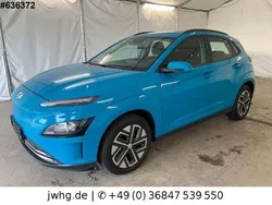 Blau Gebraucht 2022 Hyundai Kona Select SUV | 20.450 € (Guter Preis)