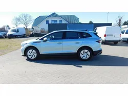 Arcticsilbermet Gebraucht 2022 Skoda Enyaq iV SUV | 24.990 € (Fairer Preis)