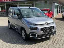 Grau Gebraucht 2021 Citroën Berlingo Live Van / Kleinbus | 17.990 € (Fairer Preis)