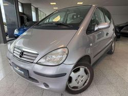 Grau Gebraucht 2001 Mercedes A160 Elegance Kleinwagen | 999 € (Fairer Preis)