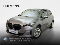 Skyscraper grau metallic Gebraucht 2024 BMW 218 Active Tourer Luxury Line Van / Kleinbus | 30.960 € (Fairer Preis)