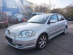 Silber Gebraucht 2003 Toyota Avensis Executive Kleinwagen | 2.955 € (Superpreis)
