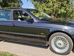 Schwarz Gebraucht 1997 BMW 528 Sport Line Kombi | 6.290 € (Etwas zu teuer)