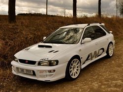 Weiß Gebraucht 1999 Subaru Impreza Kombi | 10.900 €