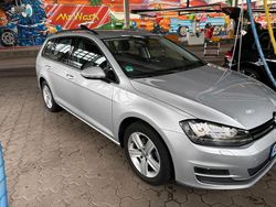Silber Gebraucht 2016 VW Golf VII Comfortline Kombi | 10.500 € (Superpreis)