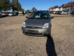 Grau Gebraucht 2003 Ford Fiesta Ghia Kleinwagen | 1.999 € (Guter Preis)