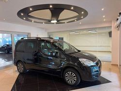 Schwarz Gebraucht 2016 Peugeot Partner Van | 9.450 € (Teuer)