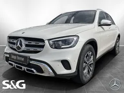 Designo diamantweiß bright Gebraucht 2021 Mercedes GLC200 SUV | 36.477 € (Fairer Preis)