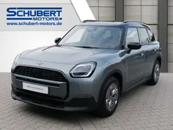Grün Gebraucht 2024 Mini Countryman Classic SUV | 41.990 € (Fairer Preis)