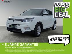 Weiß Gebraucht 2016 Ssangyong (KGM) Tivoli Quartz SUV | 9.980 €