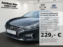 Schwarz Gebraucht 2024 Hyundai i30 Trend Limousine | 25.390 € (Guter Preis)