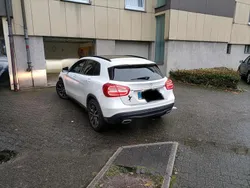 Weiß Gebraucht 2016 Mercedes GLA220 SUV | 17.999 € (Fairer Preis)