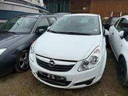 Weiß Gebraucht 2009 Opel Corsa Kleinwagen | 1.200 € (Fairer Preis)