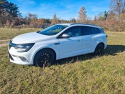 Weiß Gebraucht 2018 Renault Mégane GT Line GT-Line Limousine | 13.400 € (Guter Preis)