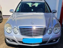 Silber Gebraucht 2006 Mercedes E220 Classic Kombi | 2.400 € (Superpreis)