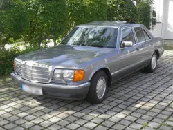 Blau Gebraucht 1991 Mercedes 260 SE Limousine | 16.000 €