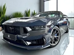 Dunkelblau (blue ember metall) Neu 2024 Ford Mustang Dark Horse Coupé | 69.990 € (Fairer Preis)