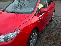 Rot Gebraucht 2012 Seat Ibiza ST Copa Kombi | 5.250 € (Etwas zu teuer)