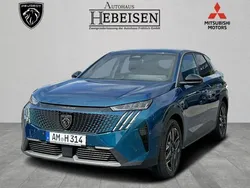 Blau Gebraucht 2024 Peugeot 3008 Allure SUV | 37.990 € (Etwas zu teuer)