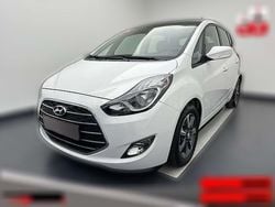 Weiß metallic Gebraucht 2019 Hyundai ix20 Space Plus Kleinwagen | 15.910 €