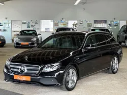 Schwarz Gebraucht 2017 Mercedes E220 Kombi | 27.990 € (Fairer Preis)