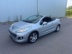 Grau Gebraucht 2012 Peugeot 207 CC Active Cabrio | 2.000 € (Superpreis)