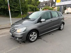 Grau Gebraucht 2010 Mercedes B180 Van / Kleinbus | 5.000 € (Fairer Preis)
