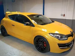 Gelb Gebraucht 2014 Renault Mégane III R.S. Coupé | 22.000 €