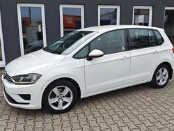Weiß Gebraucht 2014 VW Golf Sportsvan Van / Kleinbus | 16.500 € (Etwas zu teuer)