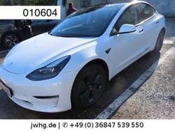 Weiß Gebraucht 2022 Tesla Model 3 Limousine | 29.750 € (Guter Preis)