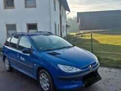 Blau Gebraucht 2004 Peugeot 206 Kombi | 1.500 € (Fairer Preis)