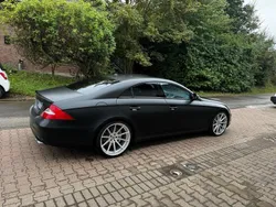 Schwarz Gebraucht 2006 Mercedes CLS63 AMG AMG Coupé | 25.500 € (Etwas zu teuer)