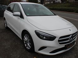 Weiß Gebraucht 2021 Mercedes B200 Business Van / Kleinbus | 23.999 € (Superpreis)