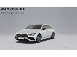 Weiss Gebraucht 2024 Mercedes CLA200 Shooting Brake AMG Kombi | 35.930 € (Fairer Preis)